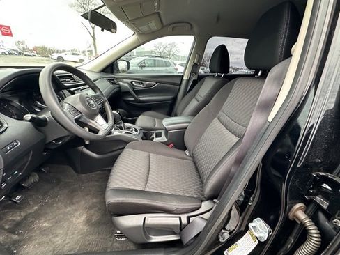 Used 2017 Nissan Rogue S image 26