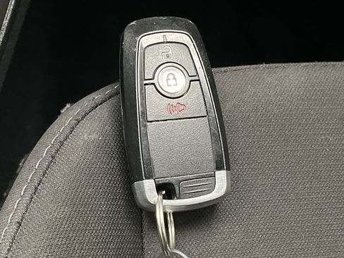 Used 2019 Ford EcoSport SE w/ SE Convenience Package image 27