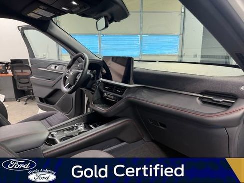 Certified 2025 Ford Explorer ST-Line w/ Premium Package AWD/4WD image 27