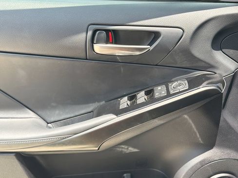 Used 2025 Lexus IS 350 F Sport RWD image 29