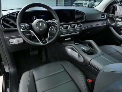 Certified 2026 Mercedes-Benz GLE 350 4MATIC image 3