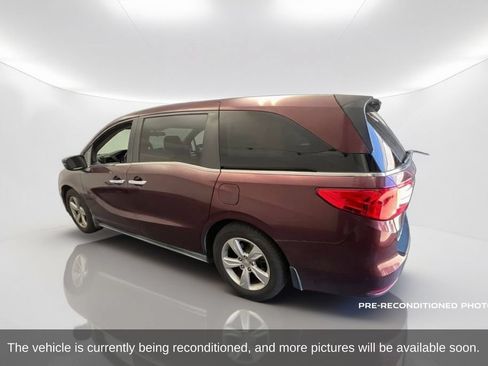 Used 2019 Honda Odyssey EX image 3