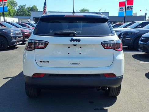 Used 2021 Jeep Compass Latitude AWD/4WD image 19
