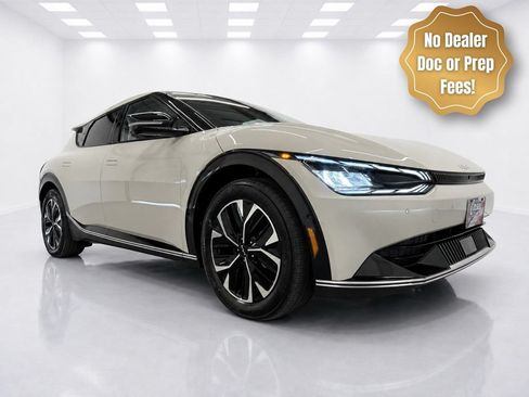 Used 2023 Kia EV6 Wind w/ Wind Technology Package AWD/4WD image 2