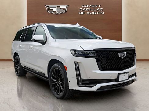 Used 2022 Cadillac Escalade Sport Platinum w/ LPO, ONYX Package AWD/4WD image 6