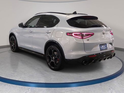 New 2025 Alfa Romeo Stelvio Sprint w/ Veloce Package AWD/4WD image 7