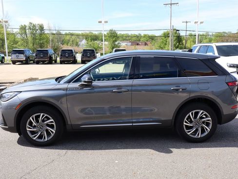 Used 2023 Lincoln Corsair AWD w/ Equipment Group 101A image 31