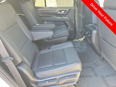 Used 2023 Chevrolet Tahoe Z71 w/ Luxury Package AWD/4WD image 21
