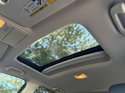 Used 2016 Honda CR-V Touring image 32
