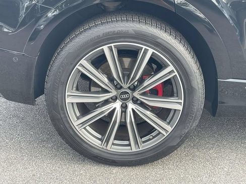 Certified 2022 Audi SQ8 Prestige AWD/4WD image 9