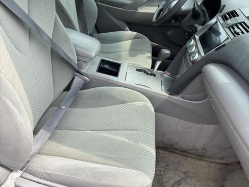 Used 2008 Toyota Camry LE FWD image 24