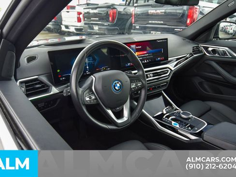 Used 2024 BMW i4 xDrive40i image 23