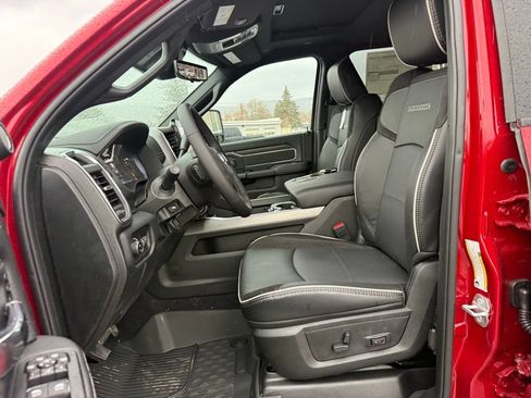 New 2026 RAM 2500 Laramie AWD/4WD image 5