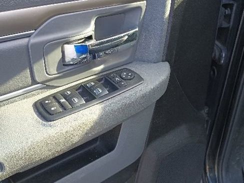 Certified 2017 RAM 1500 Big Horn AWD/4WD image 9