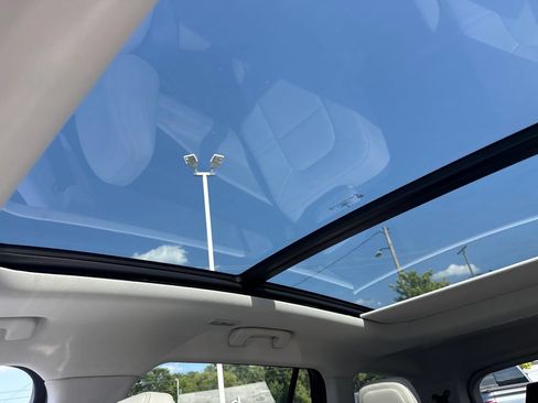Used 2025 Lincoln Aviator AWD w/ Equipment Group 101A image 44
