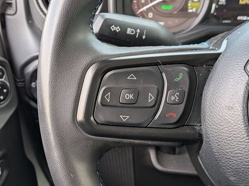 Used 2024 Jeep Wrangler Unlimited Rubicon 4xe AWD/4WD image 31