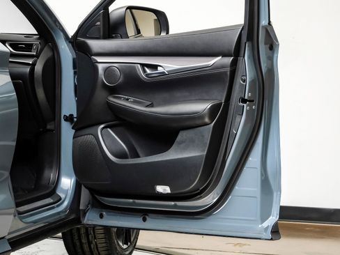 Used 2023 INFINITI QX55 Luxe w/ Cargo Package image 45