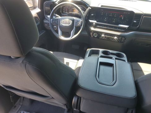 Used 2023 GMC Sierra 1500 Elevation AWD/4WD image 17