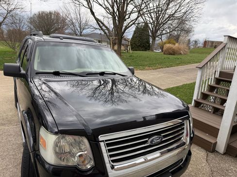 Used 2008 Ford Explorer XLT AWD/4WD image 1