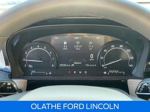 Used 2022 Lincoln Corsair AWD w/ Equipment Group 101A image 17