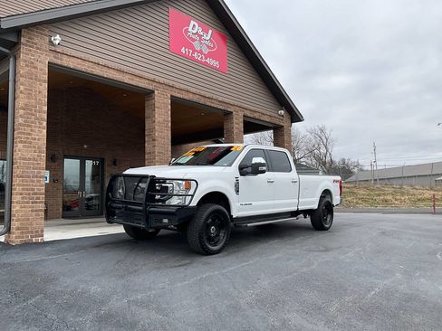 Used 2020 Ford F350 XLT w/ XLT Premium Package image 2