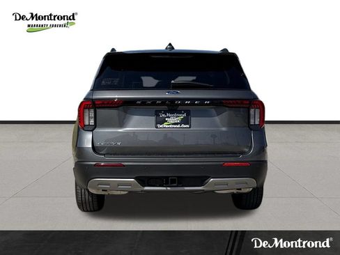 New 2026 Ford Explorer Active w/ Active Comfort Package RWD image 8