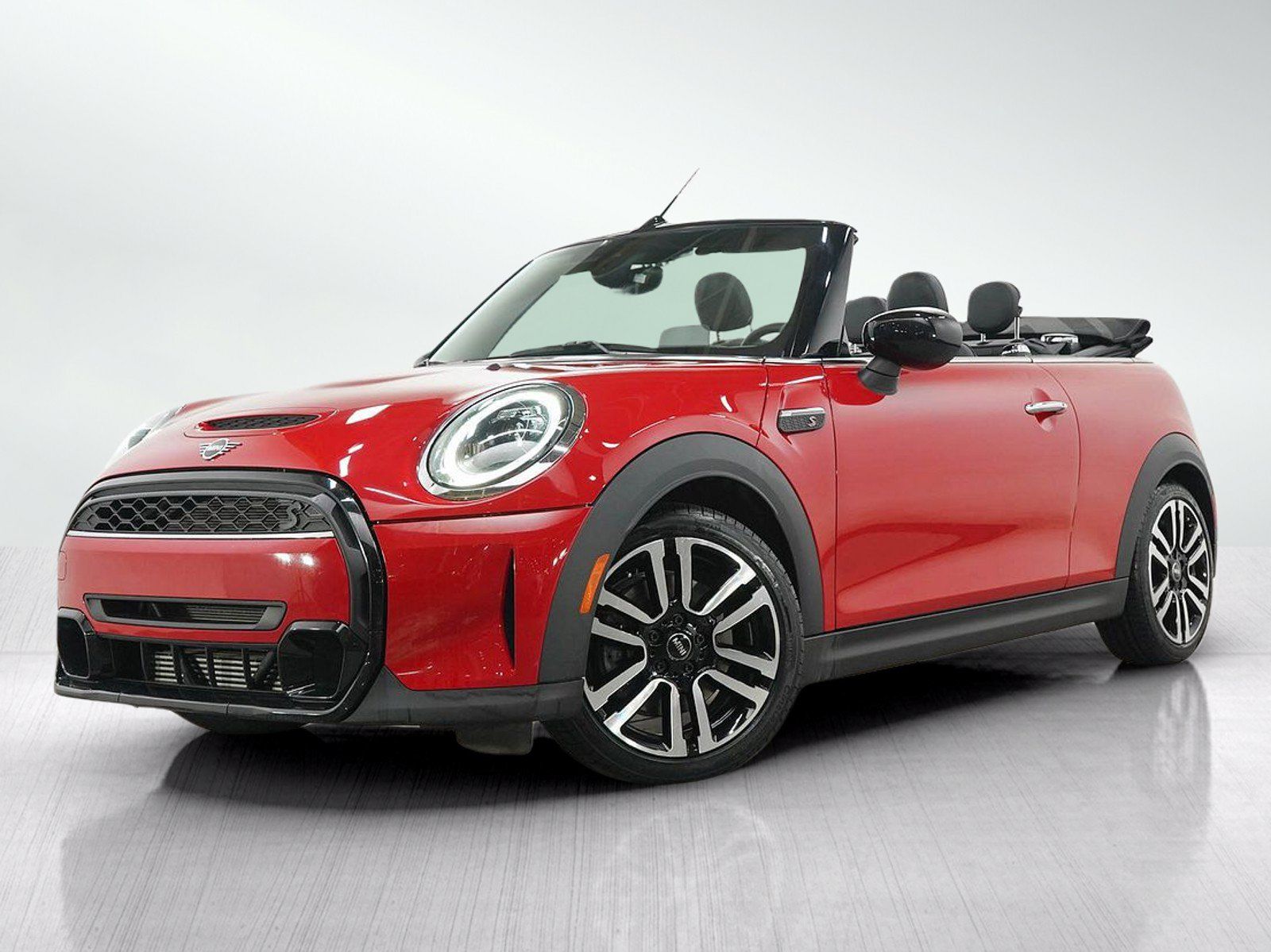Used 2022 MINI Cooper S FWD image 2