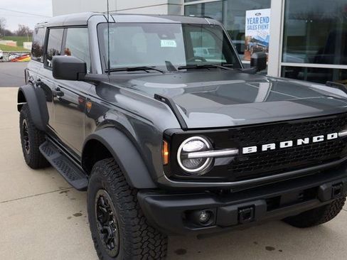 New 2025 Ford Bronco Badlands w/ Sasquatch Package image 4