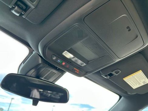 New 2026 Chevrolet Equinox ACTIV AWD/4WD image 13