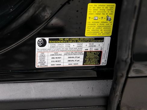 Used 2024 Porsche Cayenne S image 30