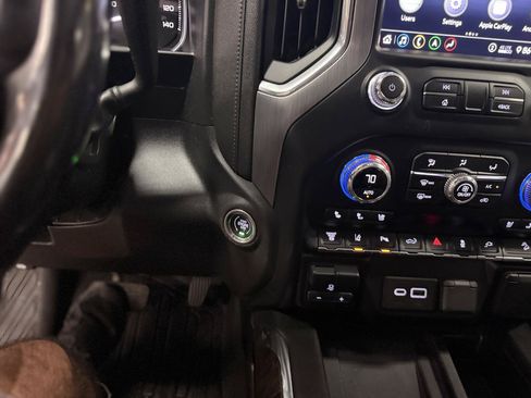 Used 2020 GMC Sierra 3500 Denali w/ Denali Ultimate Package AWD/4WD image 25