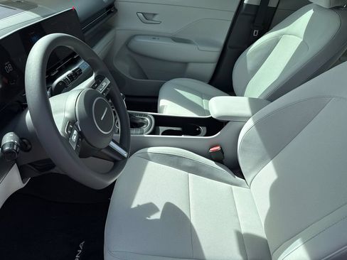 New 2026 Hyundai Elantra Limited FWD image 18