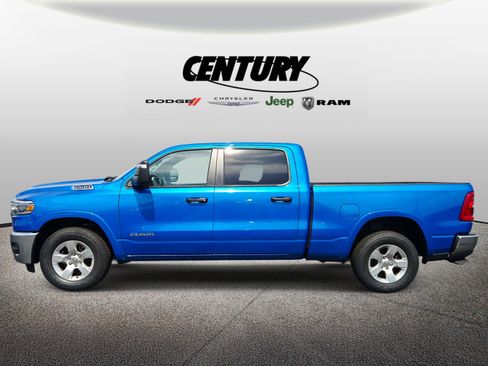 Used 2025 RAM 1500 Big Horn AWD/4WD image 7