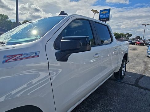 Used 2022 Chevrolet Silverado 1500 RST w/ Z71 Off-Road Package image 31