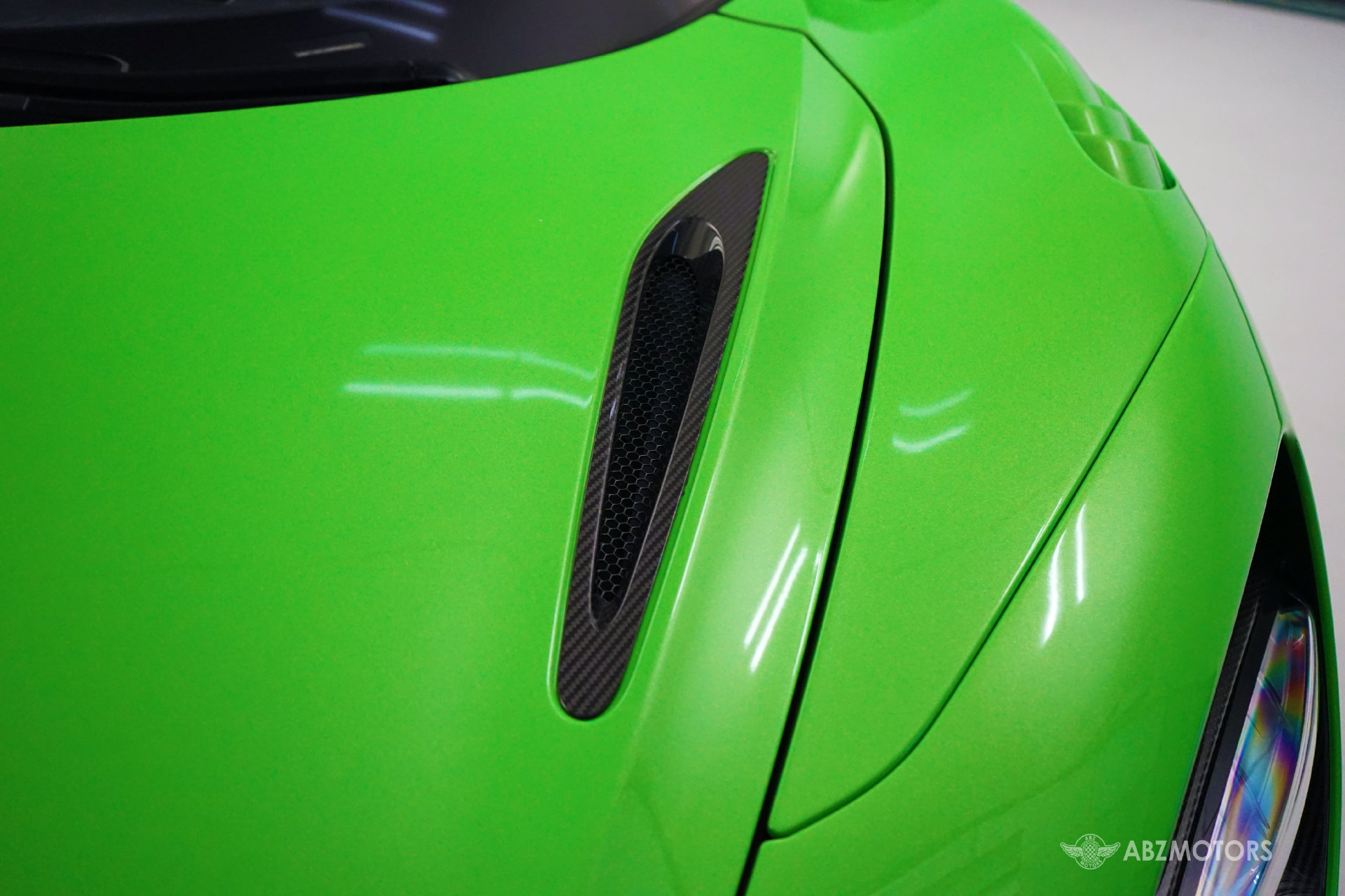 Used 2024 McLaren 750S RWD image 11