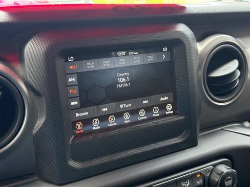 Certified 2023 Jeep Wrangler Unlimited Sport AWD/4WD image 18