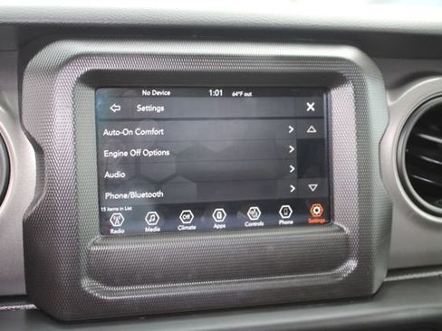 Used 2023 Jeep Wrangler Unlimited w/ Cold Weather Group image 28