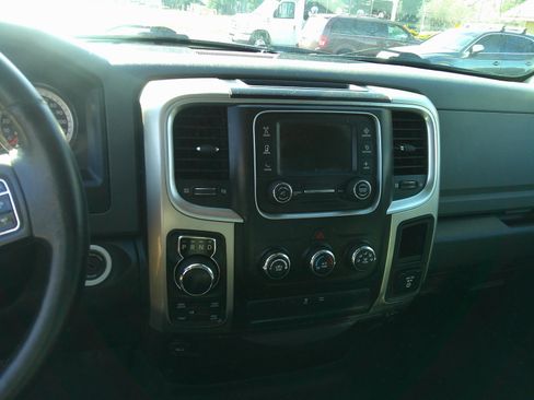 Used 2016 RAM 1500 Big Horn AWD/4WD image 12