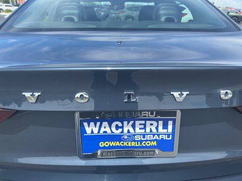 Used 2024 Volvo S60 B5 Core FWD image 32