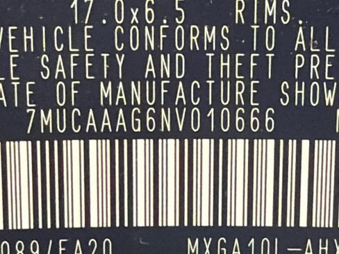 Used 2022 Toyota Corolla Cross LE FWD image 31