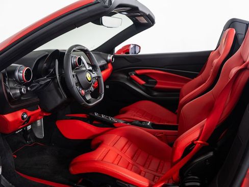 Certified 2023 Ferrari F8 Tributo image 32