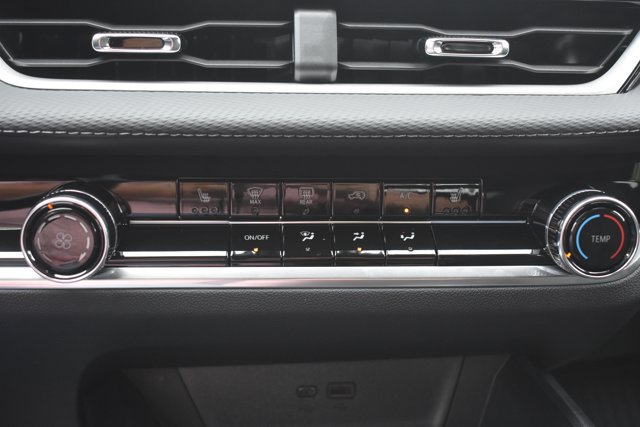 New 2027 Chevrolet Equinox LT w/ Safety and Technology Package FWD image 25