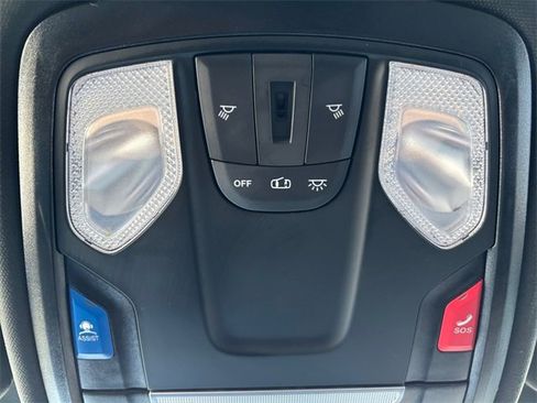 Used 2024 RAM 3500 Big Horn image 29