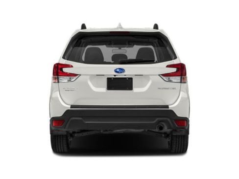 Used 2024 Subaru Forester Premium AWD/4WD image 8