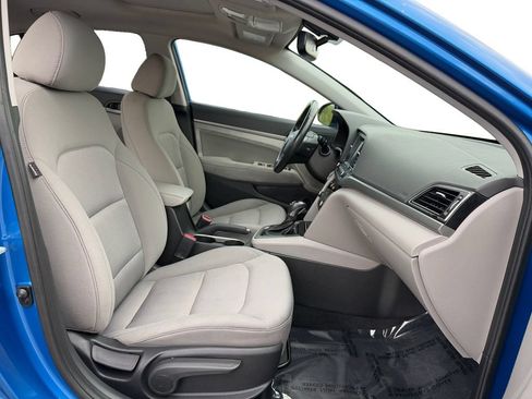Used 2018 Hyundai Elantra Value Edition FWD image 18