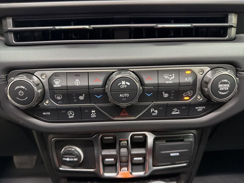 New 2026 Jeep Wrangler Sahara image 41