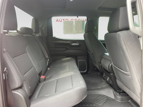 Used 2023 Chevrolet Silverado 1500 LT AWD/4WD image 12