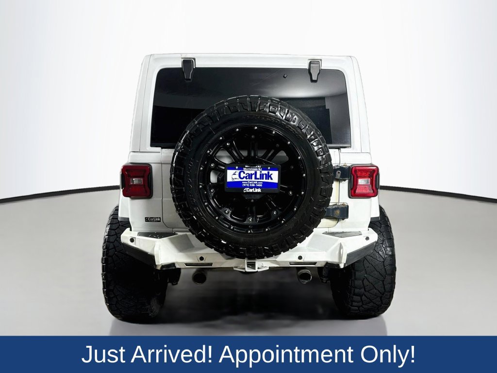 Used 2019 Jeep Wrangler Unlimited Sahara AWD/4WD image 7