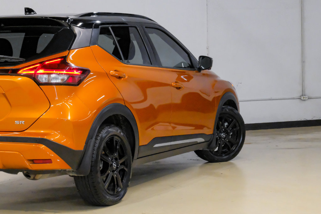 Used 2023 Nissan Kicks SR FWD image 12