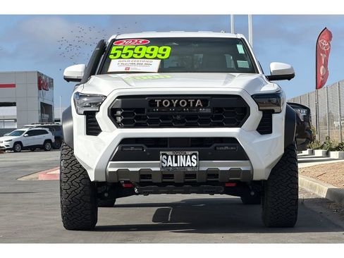 Certified 2025 Toyota Tacoma 4x4 Double Cab Hybrid image 9
